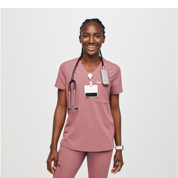Figs Tops - Figs Slim Catarina One-Pocket Scrub Top